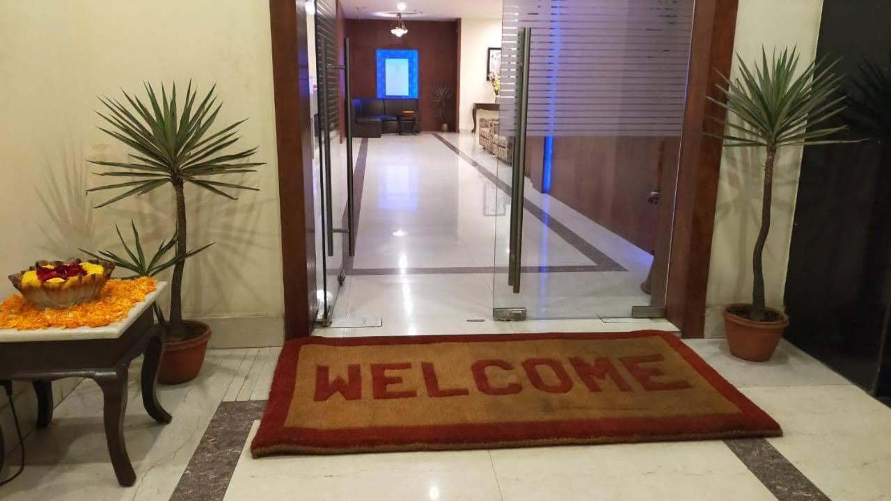 Ojas Hotel & Resort Durgāpur Esterno foto