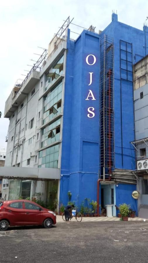 Ojas Hotel & Resort Durgāpur Esterno foto