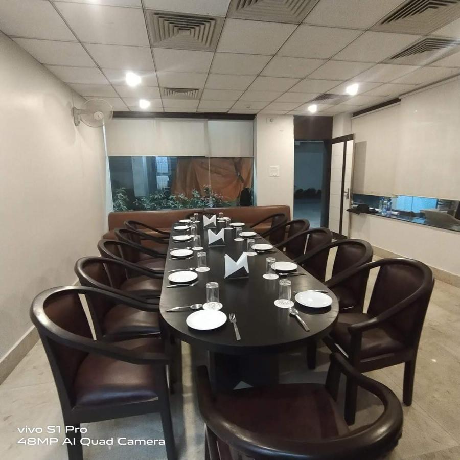 Ojas Hotel & Resort Durgāpur Esterno foto